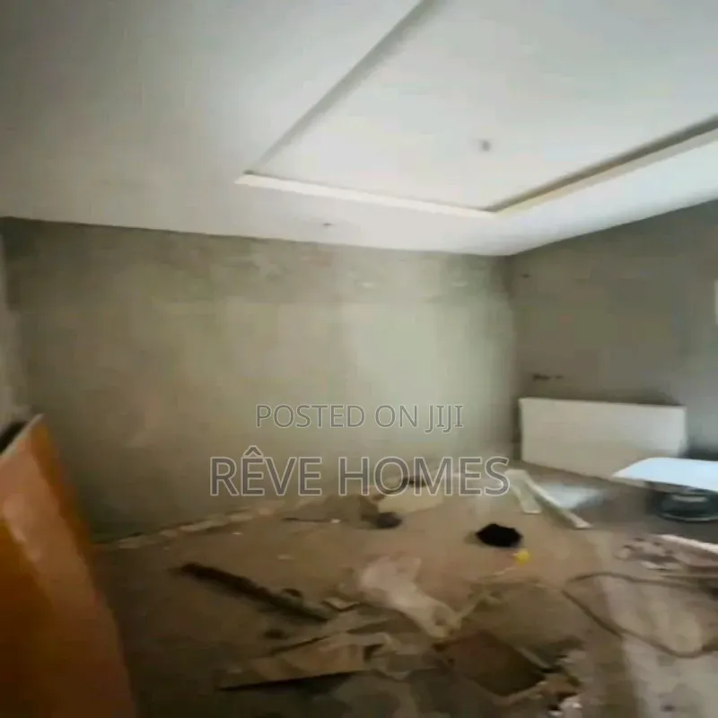 Mini Flat in Lawanson for rent in Lawanson