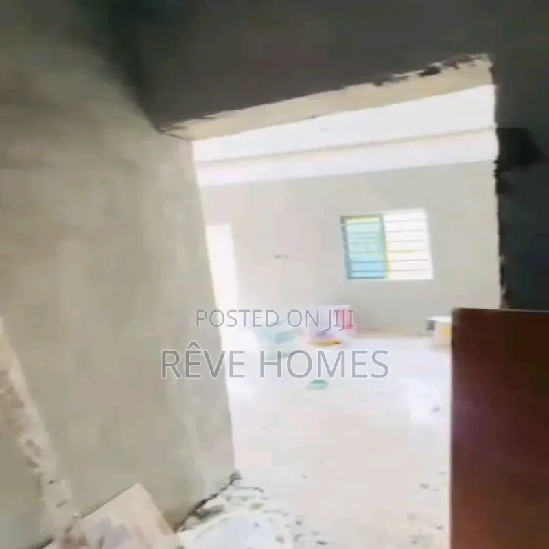 Mini Flat in Lawanson for rent in Lawanson