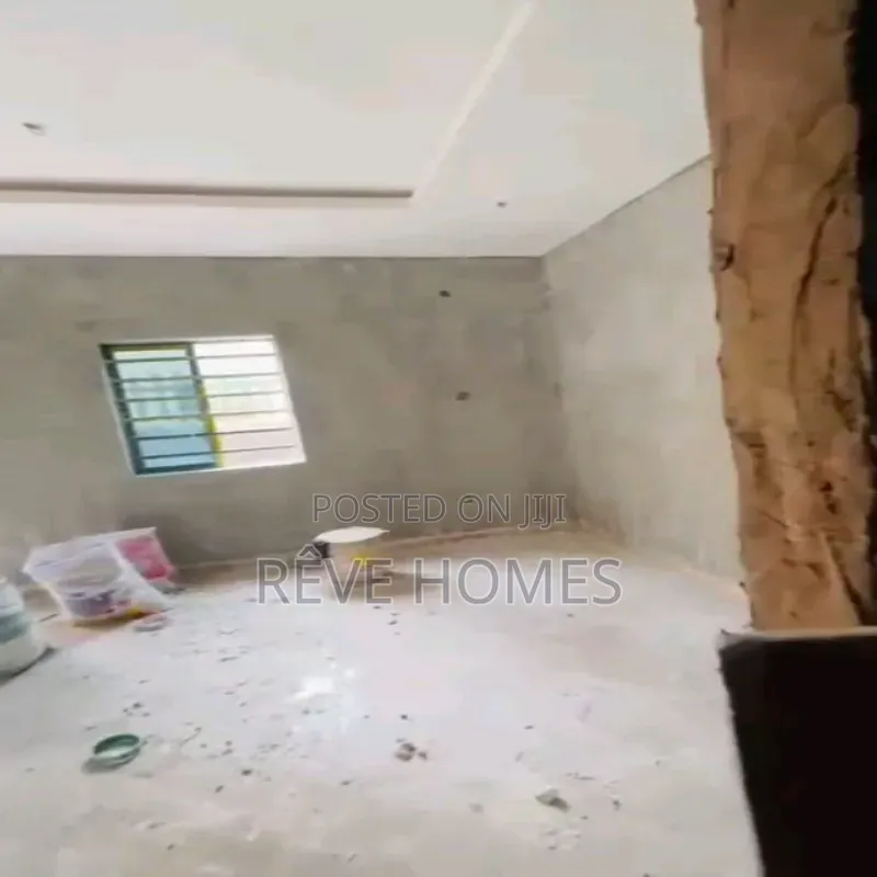 Mini Flat in Lawanson for rent in Lawanson