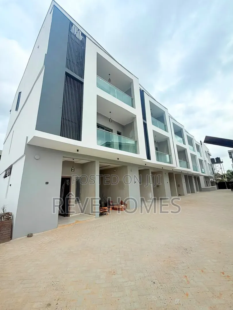Furnished 4bdrm Duplex in Ogudu GRA for sale in Ogudu GRA
