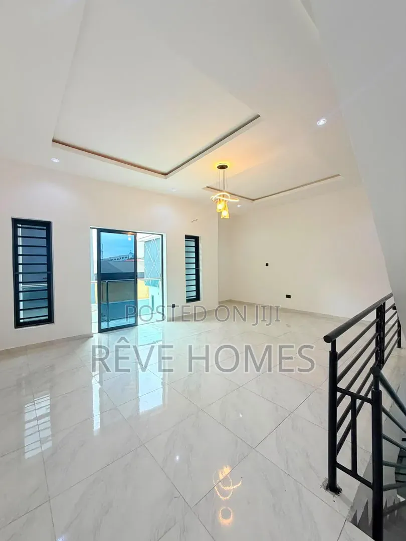 Furnished 4bdrm Duplex in Ogudu GRA for sale in Ogudu GRA