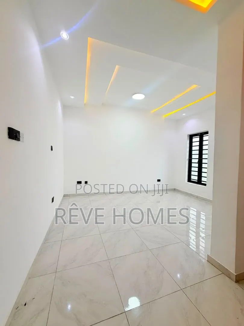 Furnished 4bdrm Duplex in Ogudu GRA for sale in Ogudu GRA