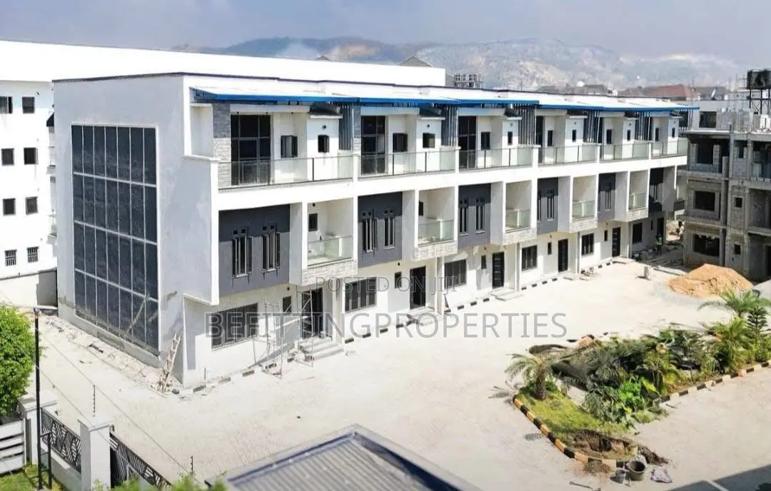 Furnished 4bdrm Duplex in Abuja (FCT) for sale in Abuja (FCT)