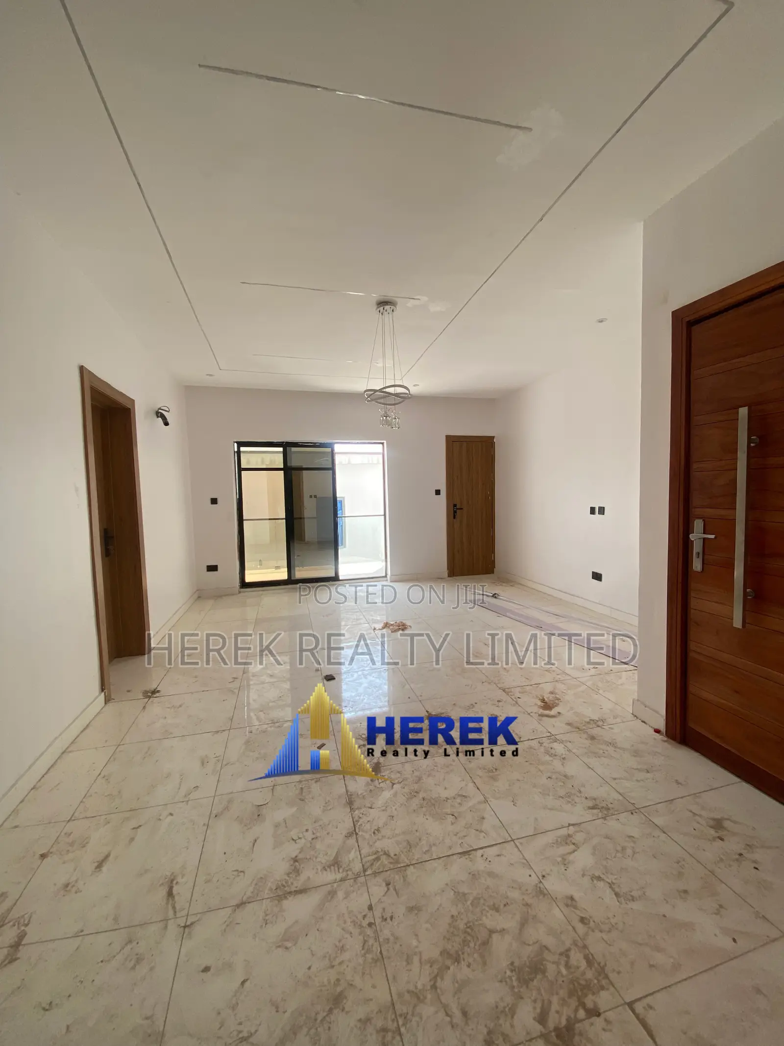 2bdrm Apartment in General Paint, Sangotedo for sale in Sangotedo