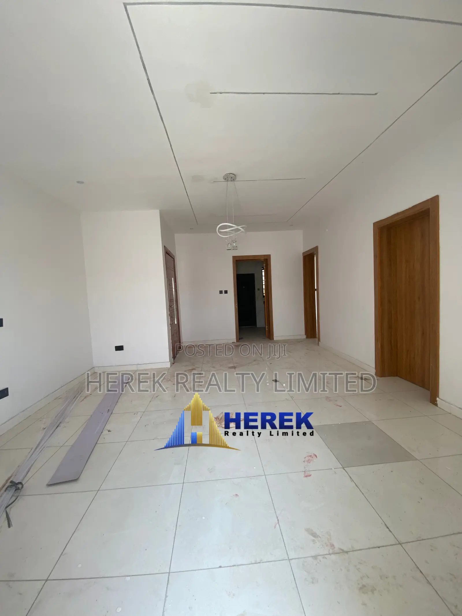 2bdrm Apartment in General Paint, Sangotedo for sale in Sangotedo