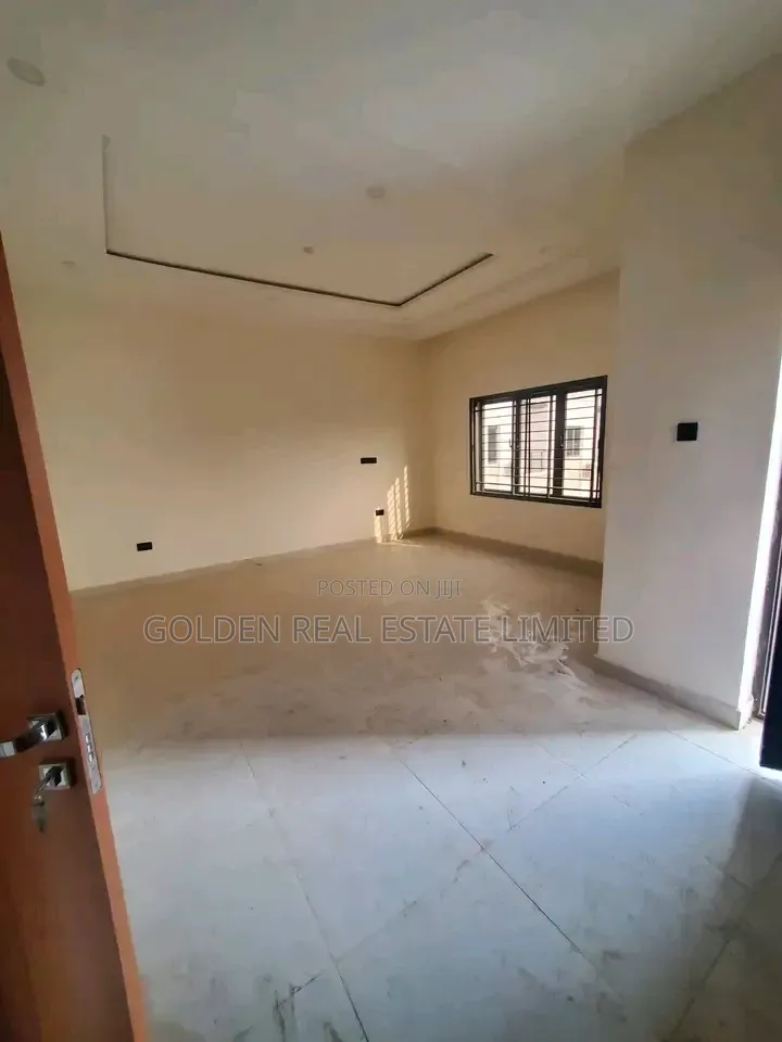 4bdrm Duplex in Jahi for sale in Jahi