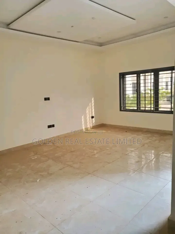 4bdrm Duplex in Jahi for sale in Jahi
