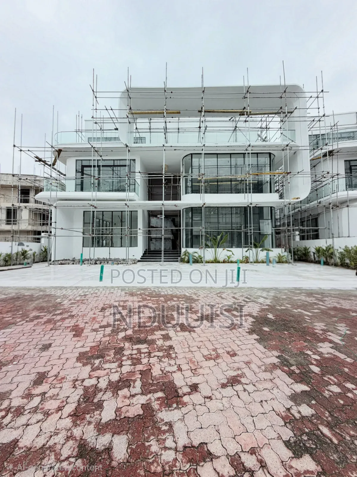 5bdrm Duplex in Osapa london for sale in Osapa london