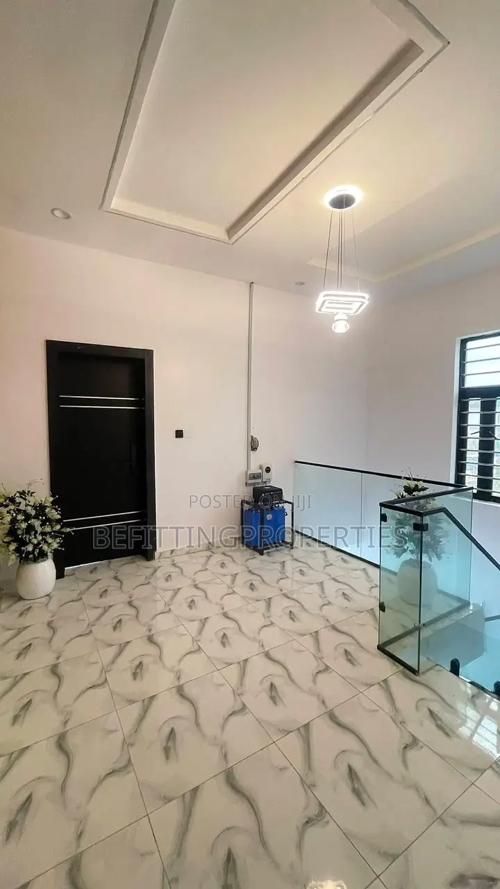 4bdrm Duplex in Lekki for sale in Lekki