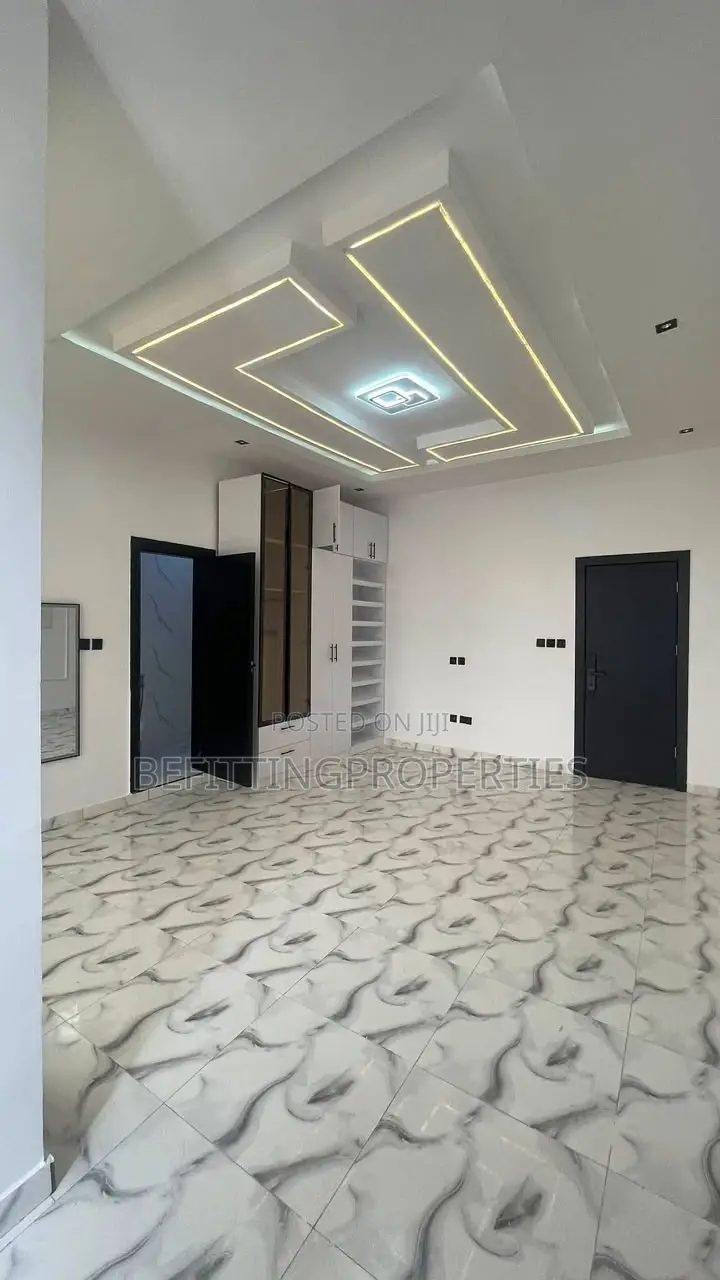 4bdrm Duplex in Lekki for sale in Lekki