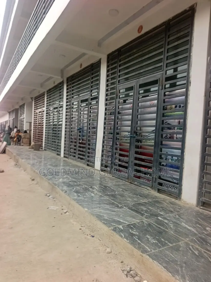 Shop for Sale in Wuse Market Abuja. in Zone 5 / Wuse