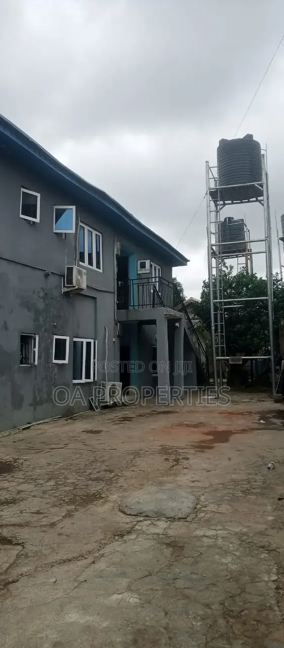 8bdrm Block of Flats in Ashi Bodija Estate for sale in Ibadan