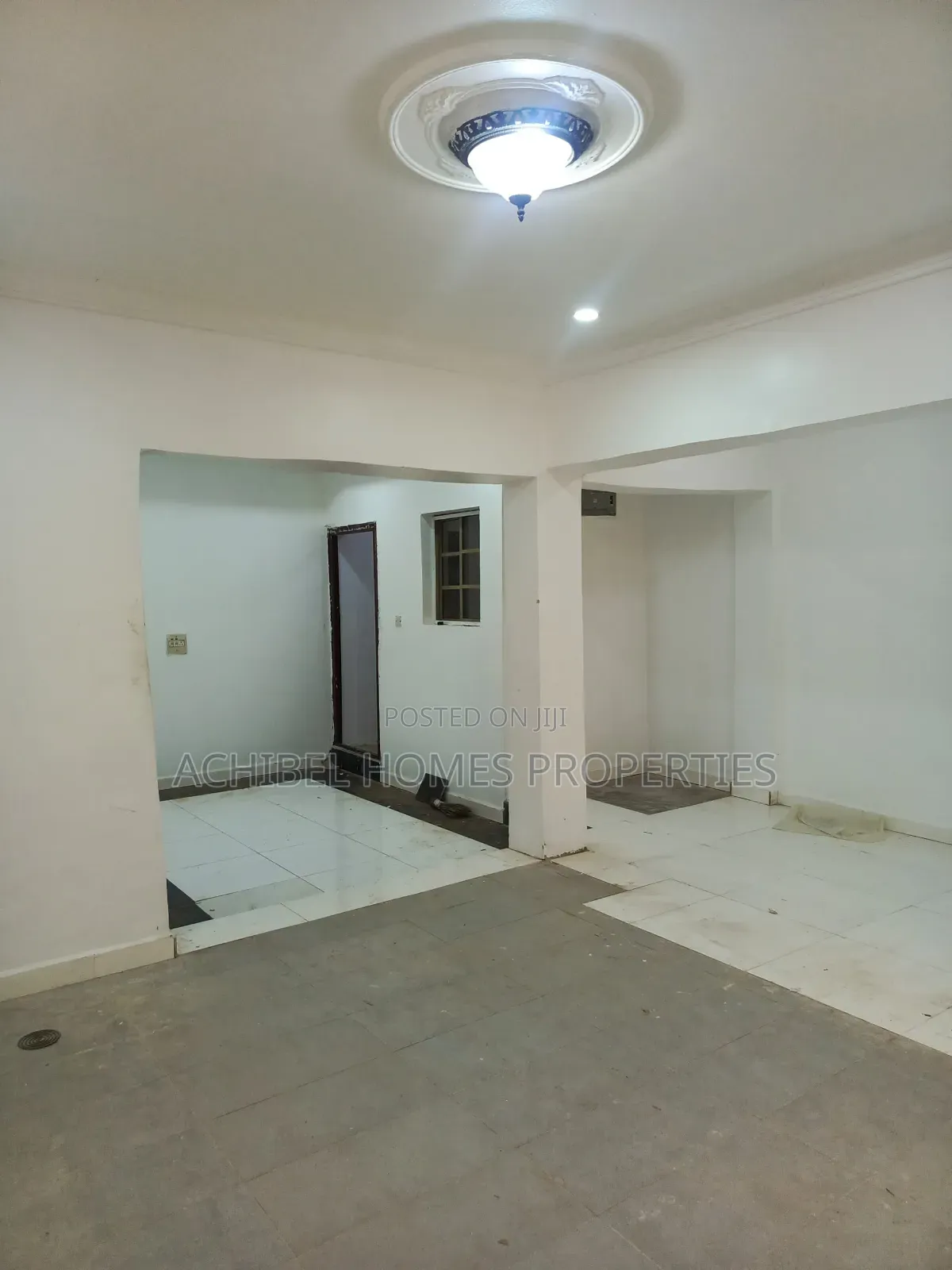 50 Square Meter Office Space in Lekki Phase 1 in Lekki Phase 1