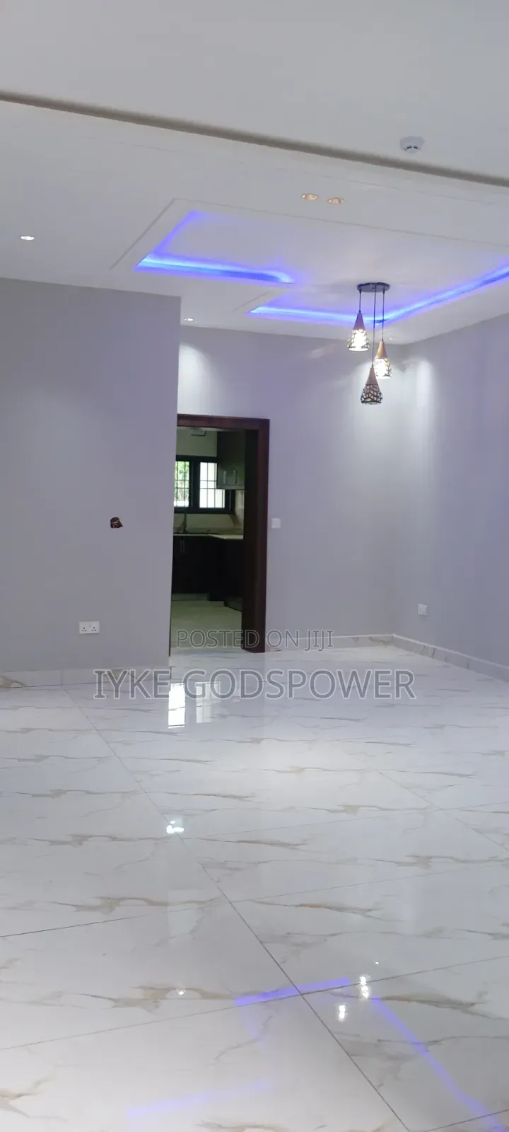 4bdrm Townhouse / Terrace in Durumi for rent in Durumi