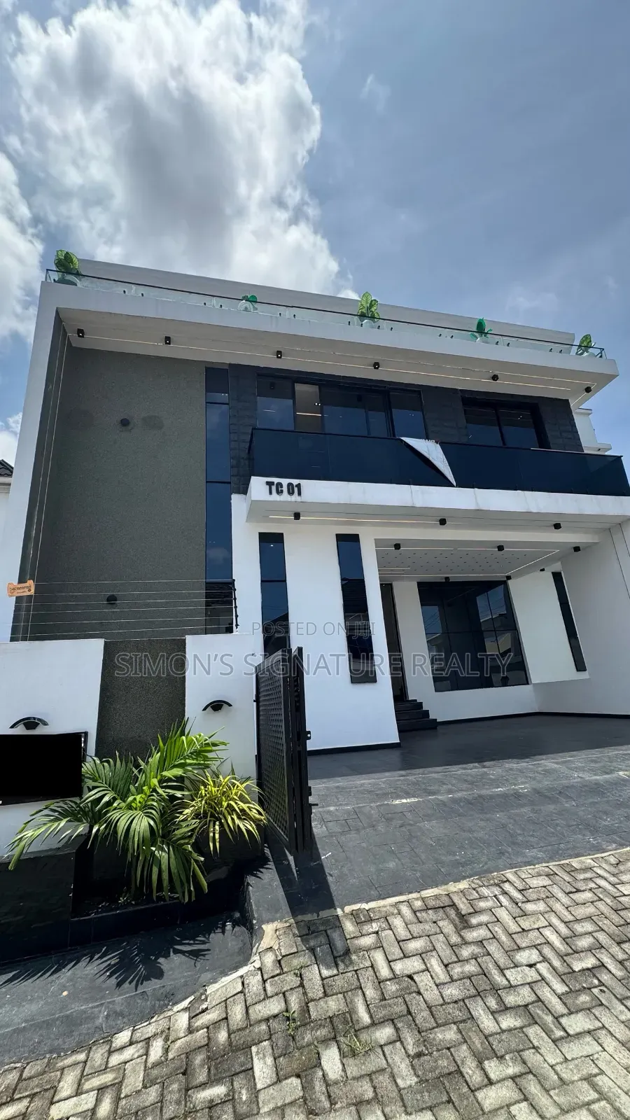 5bdrm Duplex in Lekki Palm City, Ado / Ajah for sale in Ado / Ajah