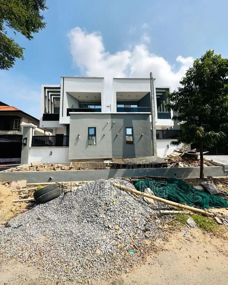 4bdrm Duplex in GRA Phase 2 Shangisha for sale in GRA Phase 2 Shangisha