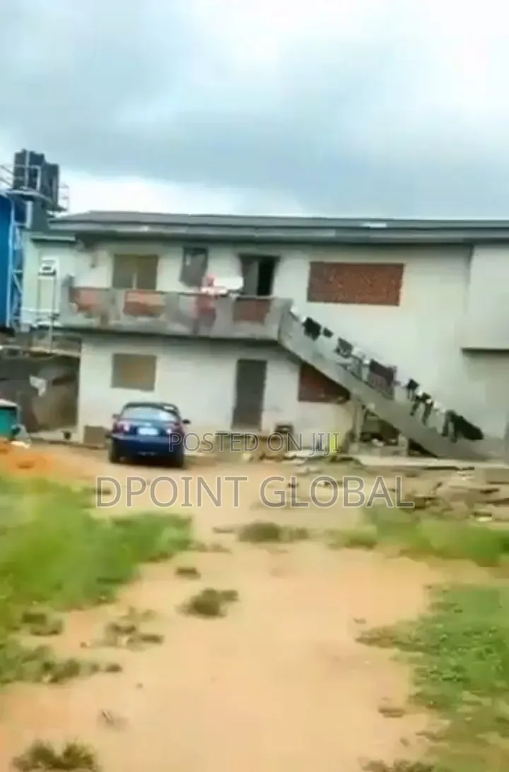 6bdrm Block of Flats in In, Oko-Oba for sale in Oko-Oba