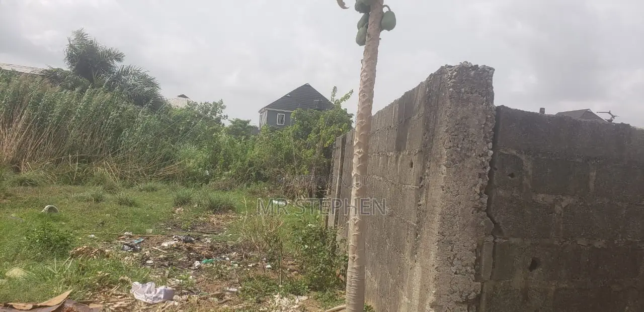 A Plot of Land for Sale in Ibeshe Ikorodu Lagos: in Ibeshe / Ikorodu