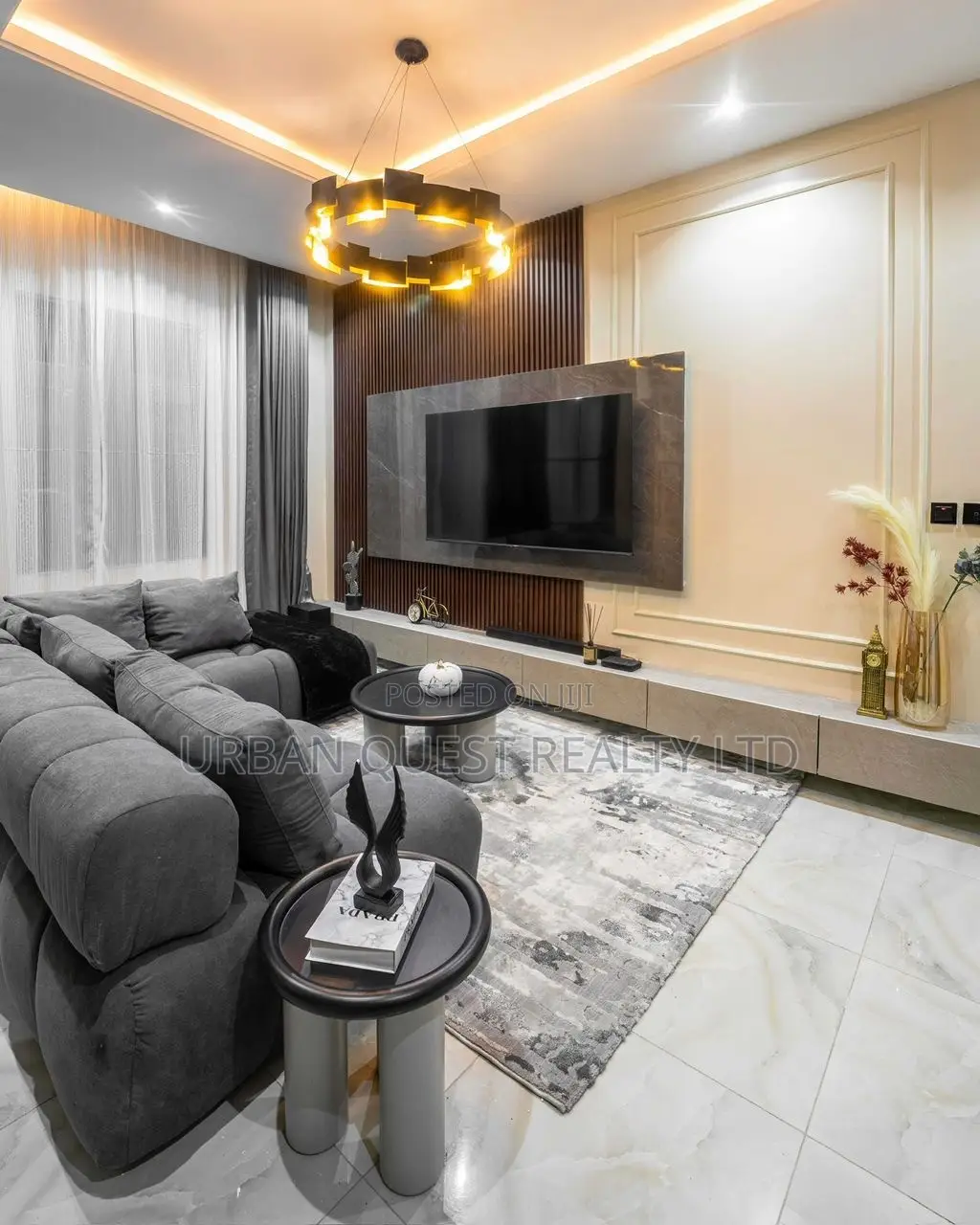 Furnished 1bdrm Apartment in Lekki Phase 1 for sale in Lekki Phase 1