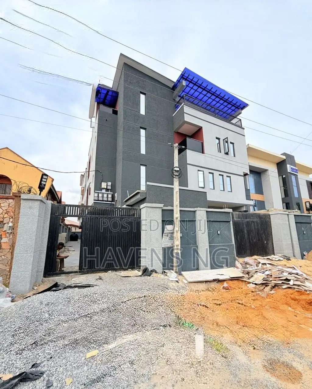 4bdrm Duplex in Adeniran Ogunsanya for sale in Adeniran Ogunsanya