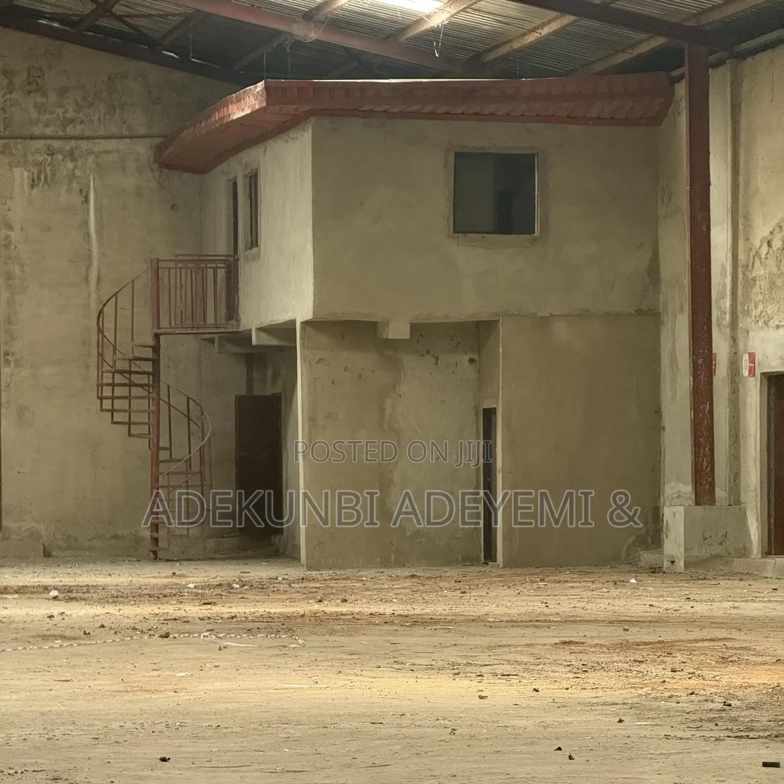 Warehouse in Idu in Idu Industrial