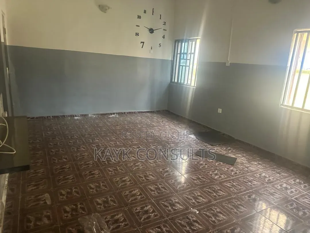 2bdrm Block of Flats in FHA for rent in FHA