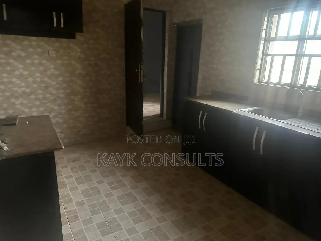 2bdrm Block of Flats in FHA for rent in FHA