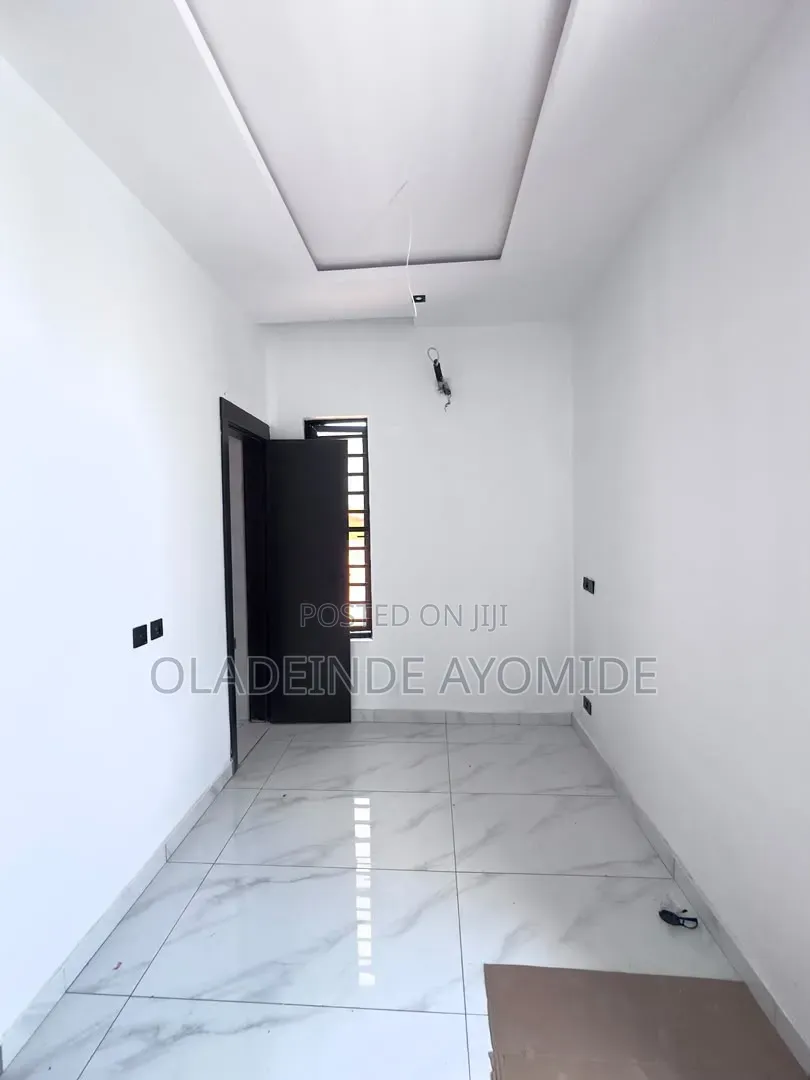 1bdrm Apartment in Osapa Lekki for rent in Osapa london