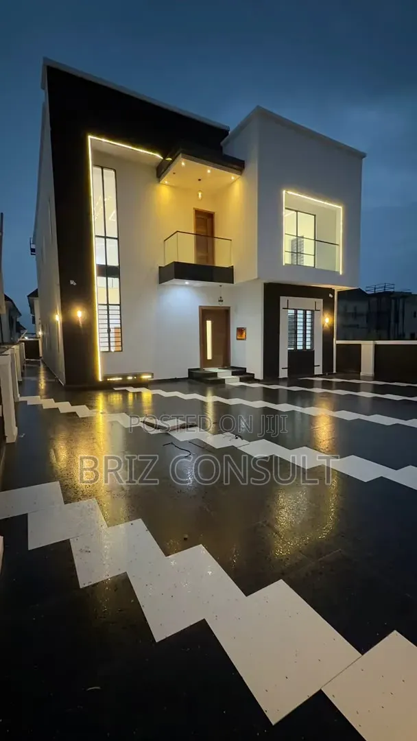 4bdrm Duplex in Enugu for sale in Enugu