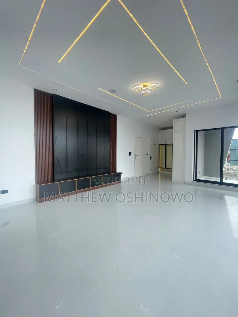 Furnished 4bdrm Duplex in Ajah, Sangotedo for sale in Sangotedo