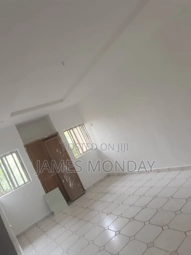 3bdrm Block of Flats in Apo Legislative for rent in Zone B