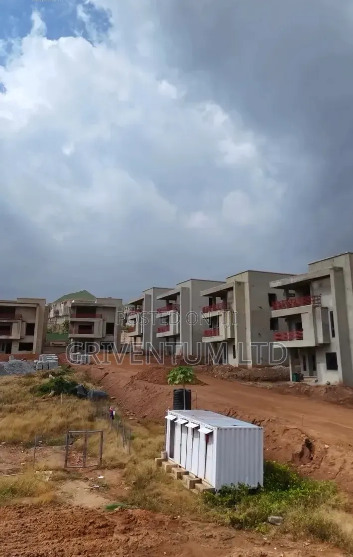 5bdrm Duplex in Guzape District for sale in Guzape District