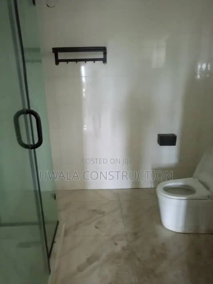 Furnished 5bdrm Duplex in Utako for sale in Utako