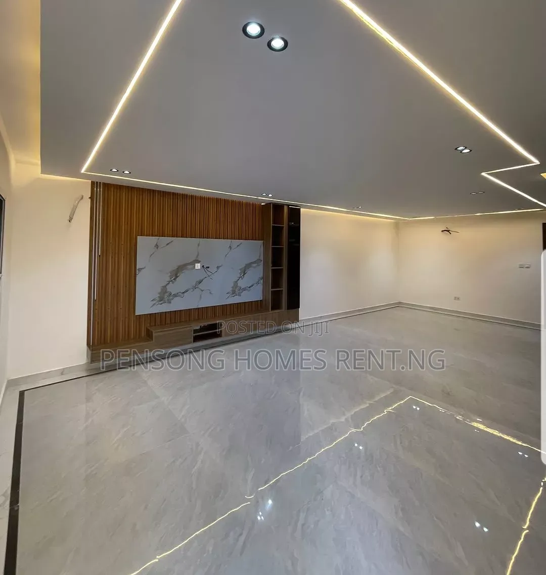 3bdrm Duplex in Ajah for rent in Ado / Ajah