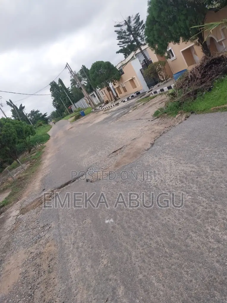 For Sale: Approx. 600sqm Residential Corner Piece Land on Tarred Road in Iyanganku