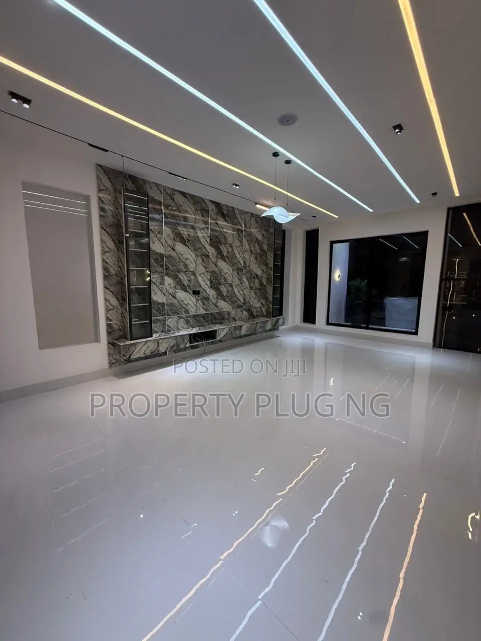 5bdrm Duplex in Captain’S Court, Off Lekki-Epe Expressway for sale in Off Lekki-Epe Expressway