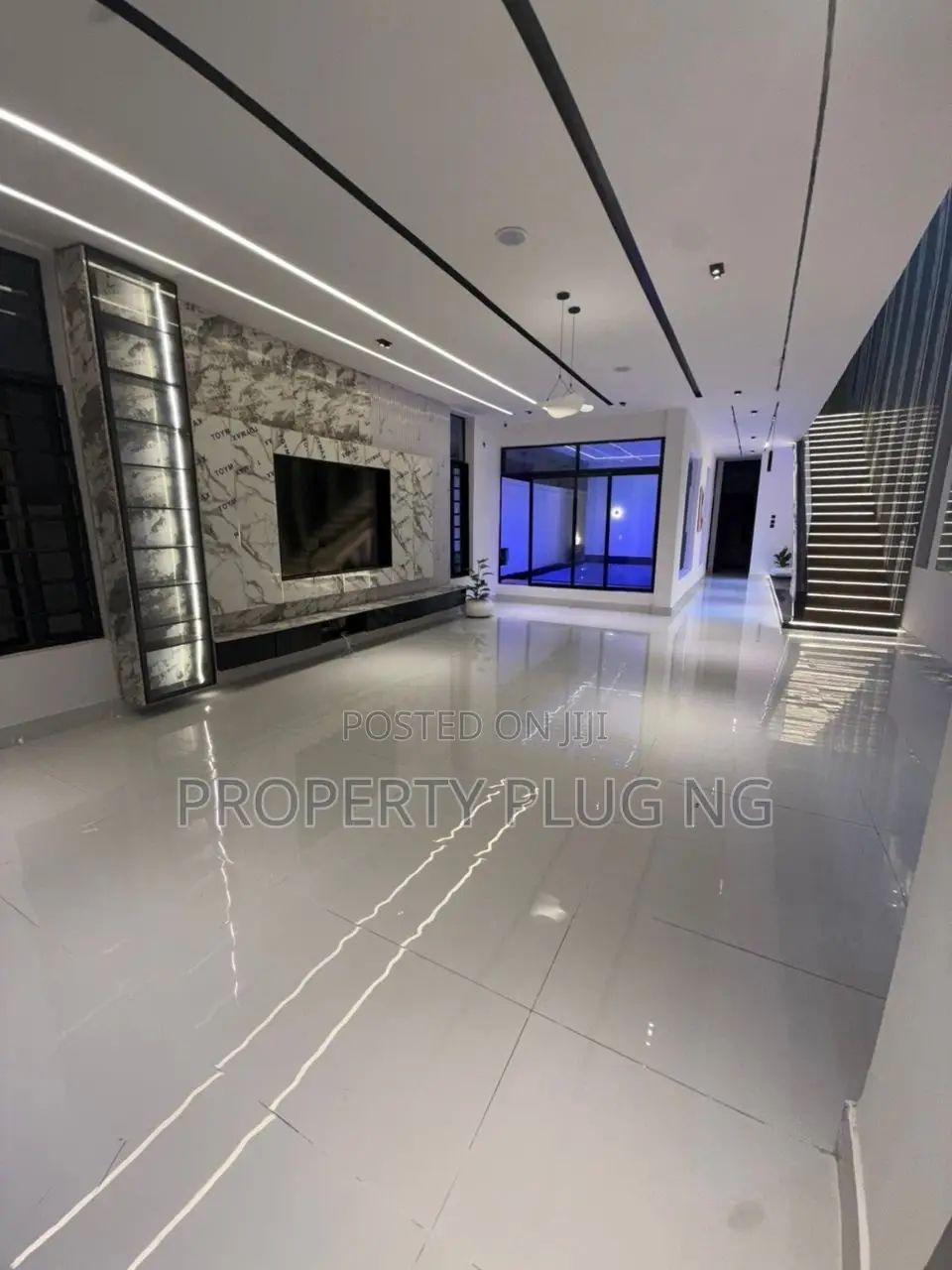 5bdrm Duplex in Captain’S Court, Off Lekki-Epe Expressway for sale in Off Lekki-Epe Expressway