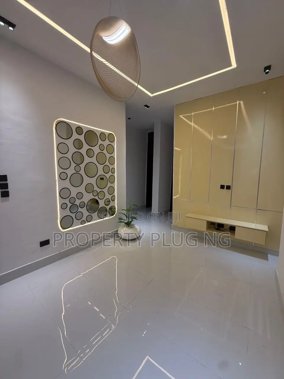 5bdrm Duplex in Captain’S Court, Off Lekki-Epe Expressway for sale in Off Lekki-Epe Expressway