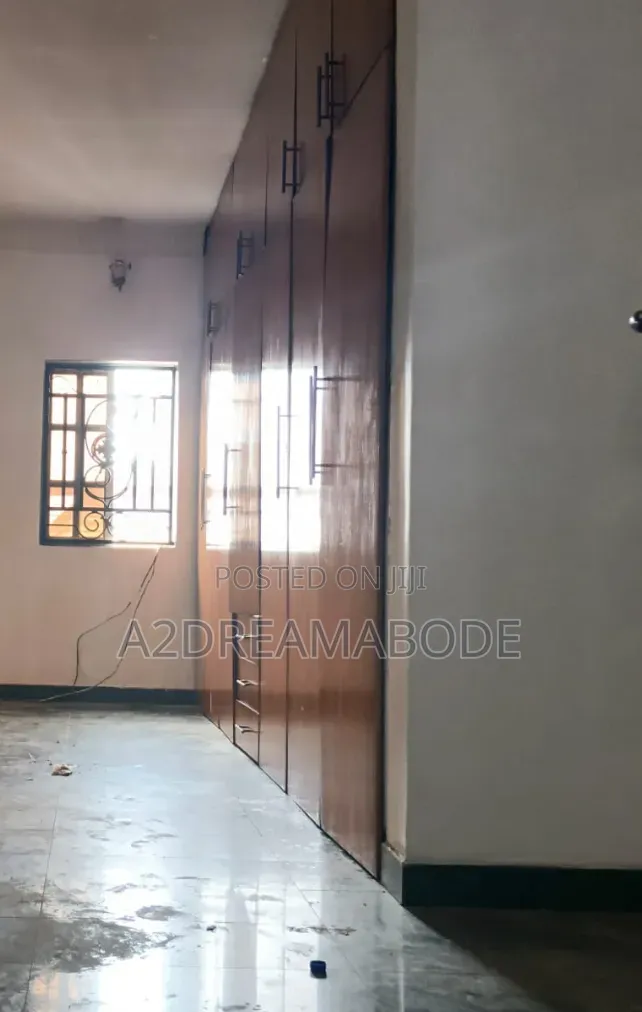 5bdrm Duplex in Ogudu Gra for rent in Ogudu GRA