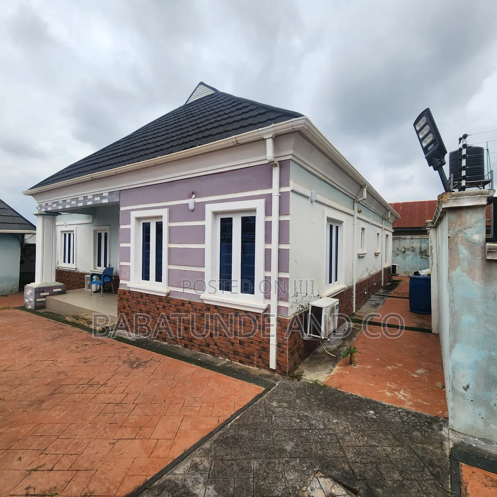 3bdrm Bungalow in Opposite All Saint for sale in Apata