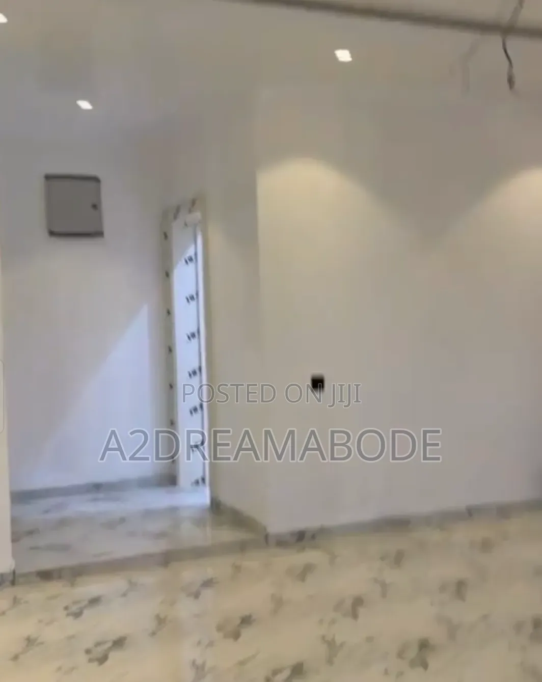 3bdrm Apartment in Ogudu for sale in Ogudu GRA