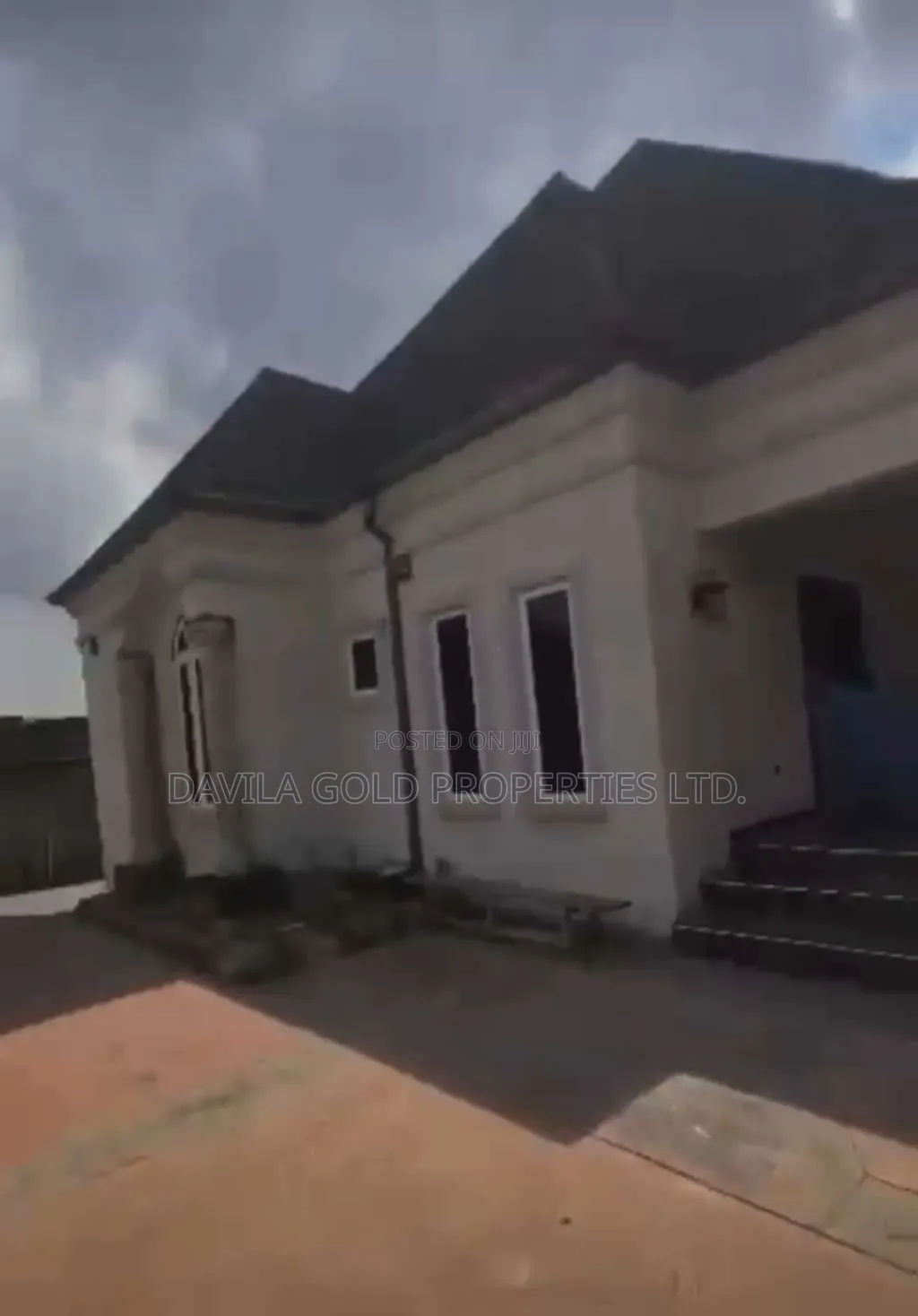 4bdrm Bungalow in Benin City for sale in Benin City