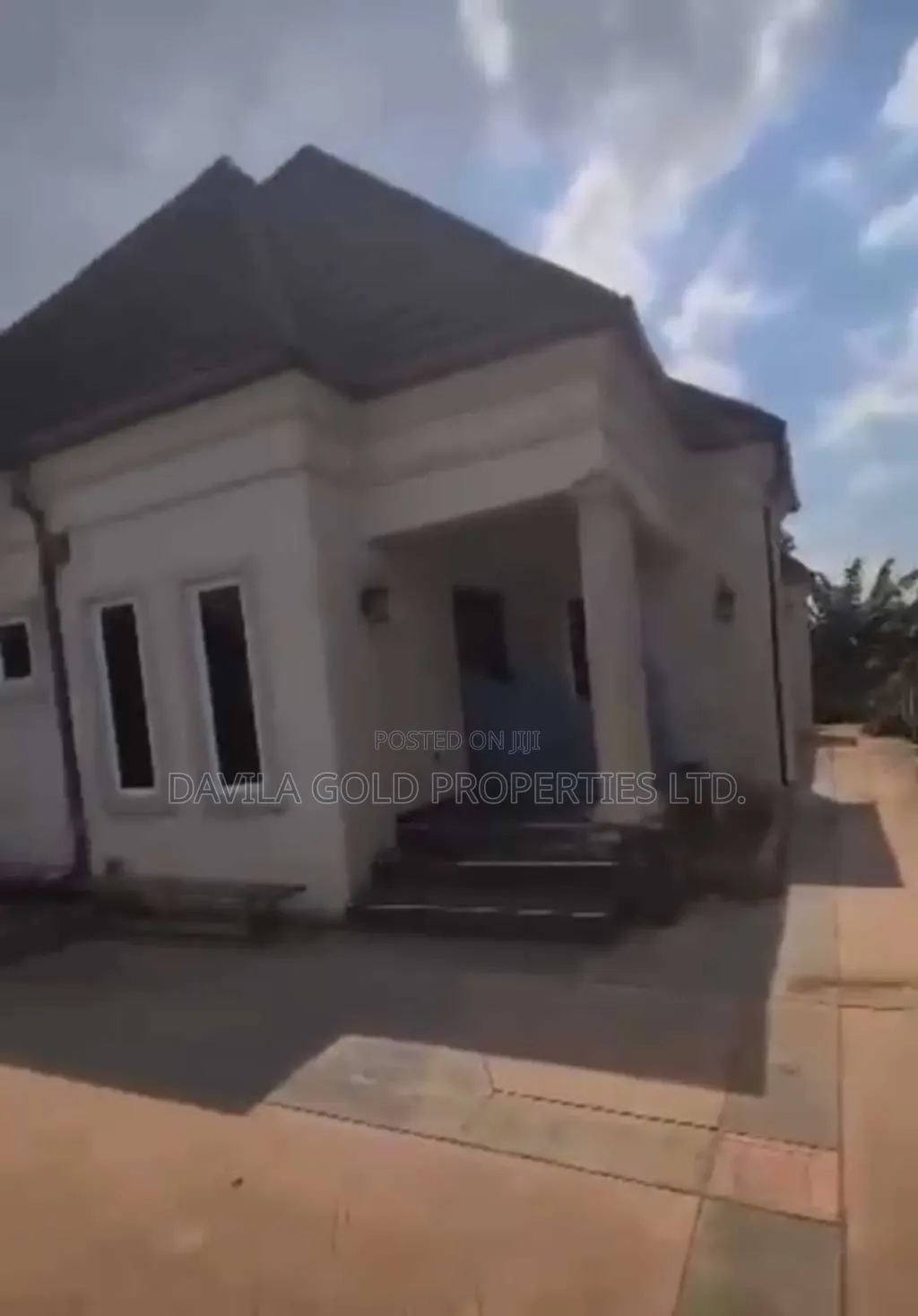 4bdrm Bungalow in Benin City for sale in Benin City