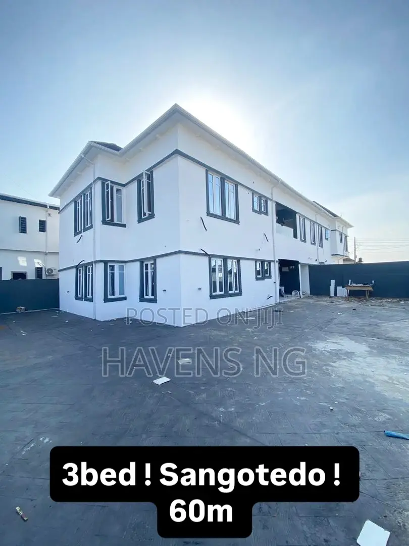 3bdrm Apartment in Sangotedo for sale in Sangotedo