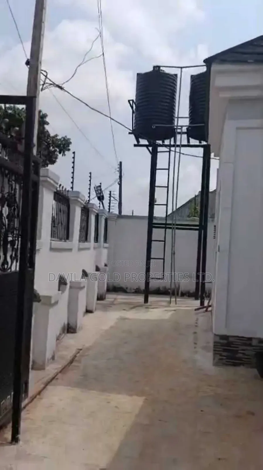 3bdrm Bungalow in Benin City for sale in Benin City