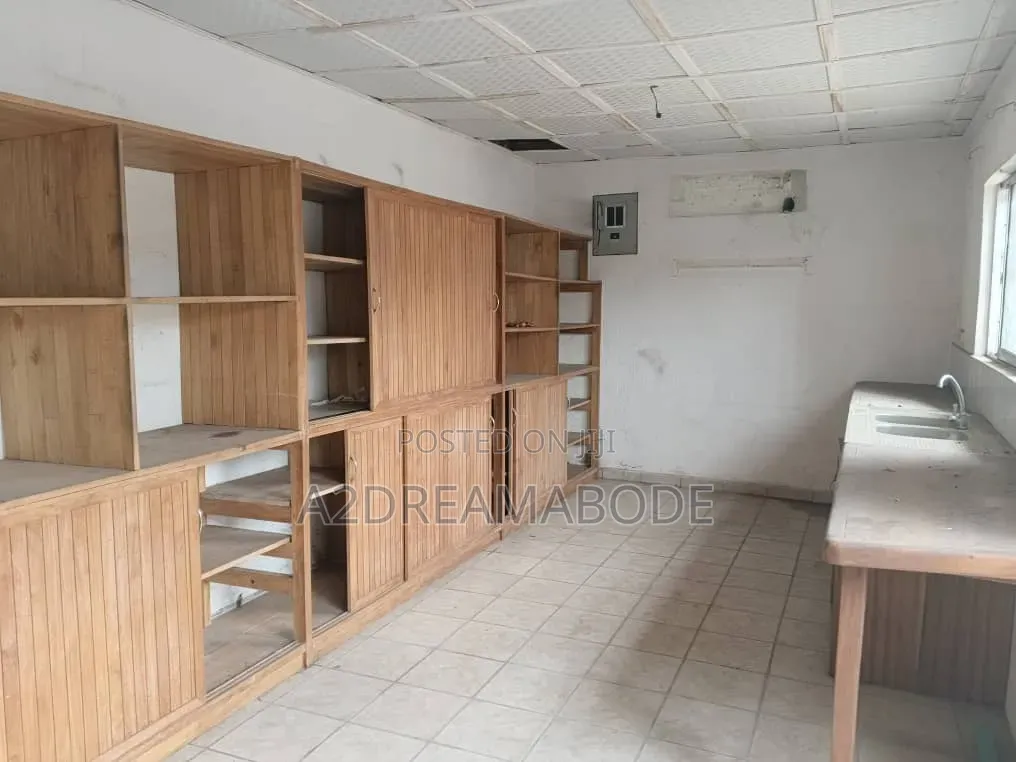 5bdrm Duplex in Ikeja Gra for rent in Ikeja GRA