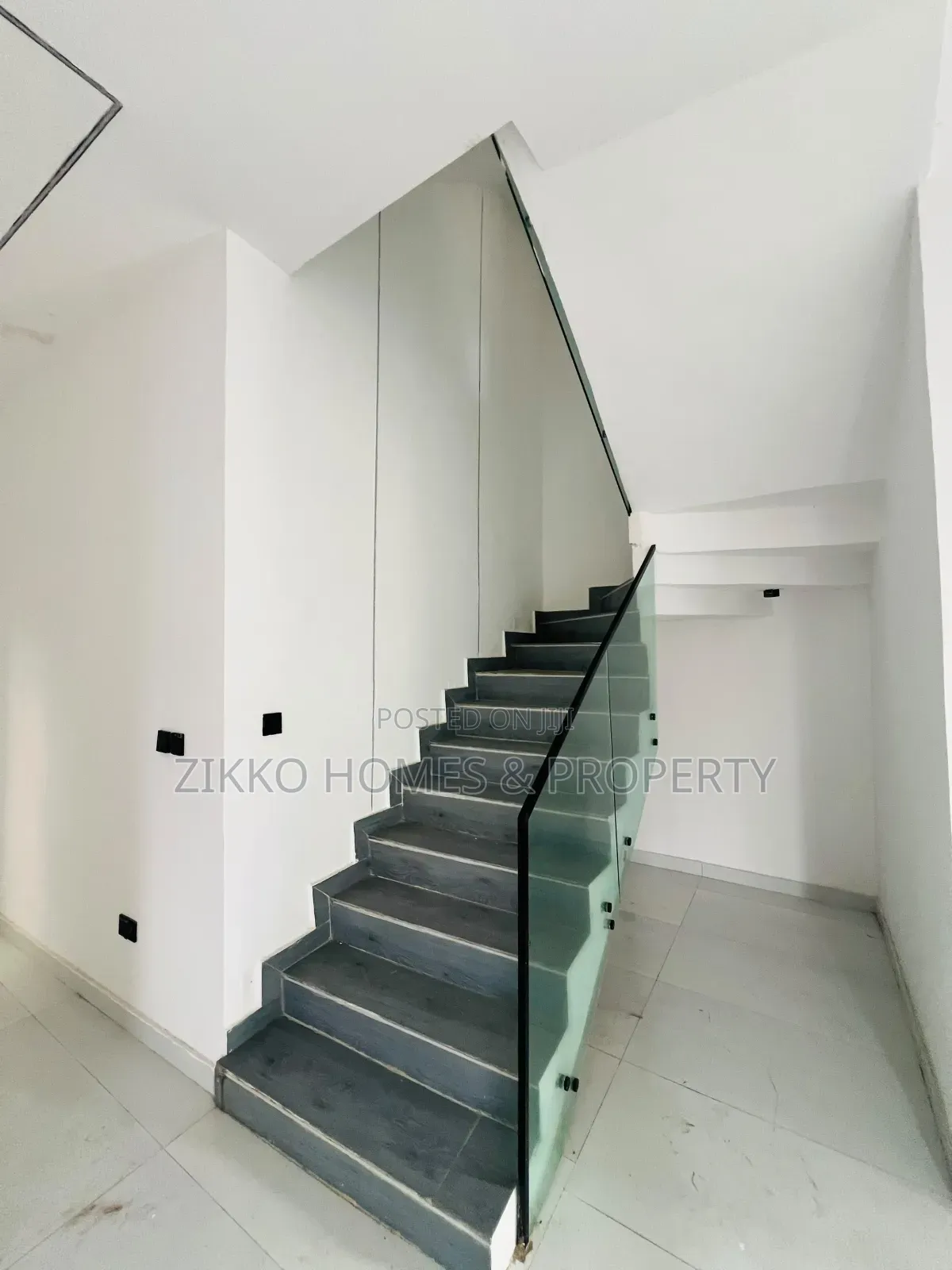 5bdrm Duplex in Ajah, Sangotedo for sale in Sangotedo