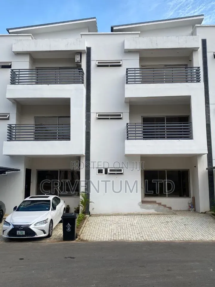 4bdrm Duplex in Life Camp for sale in Life Camp