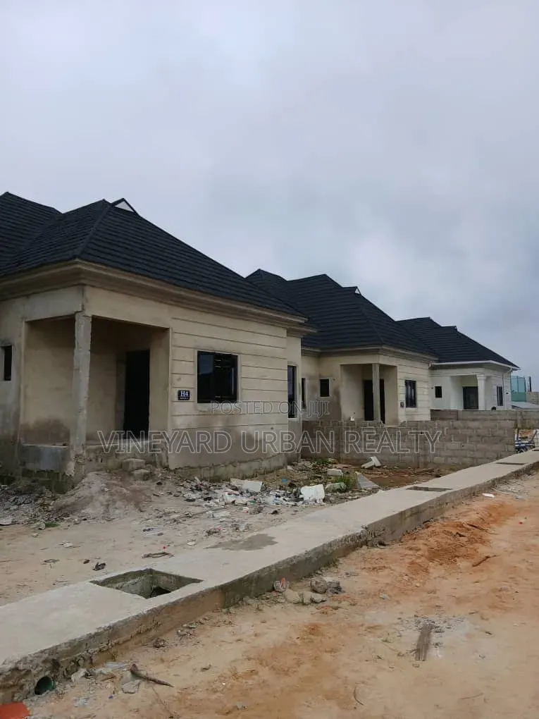 3bdrm Bungalow in Elerangbe for sale in Elerangbe