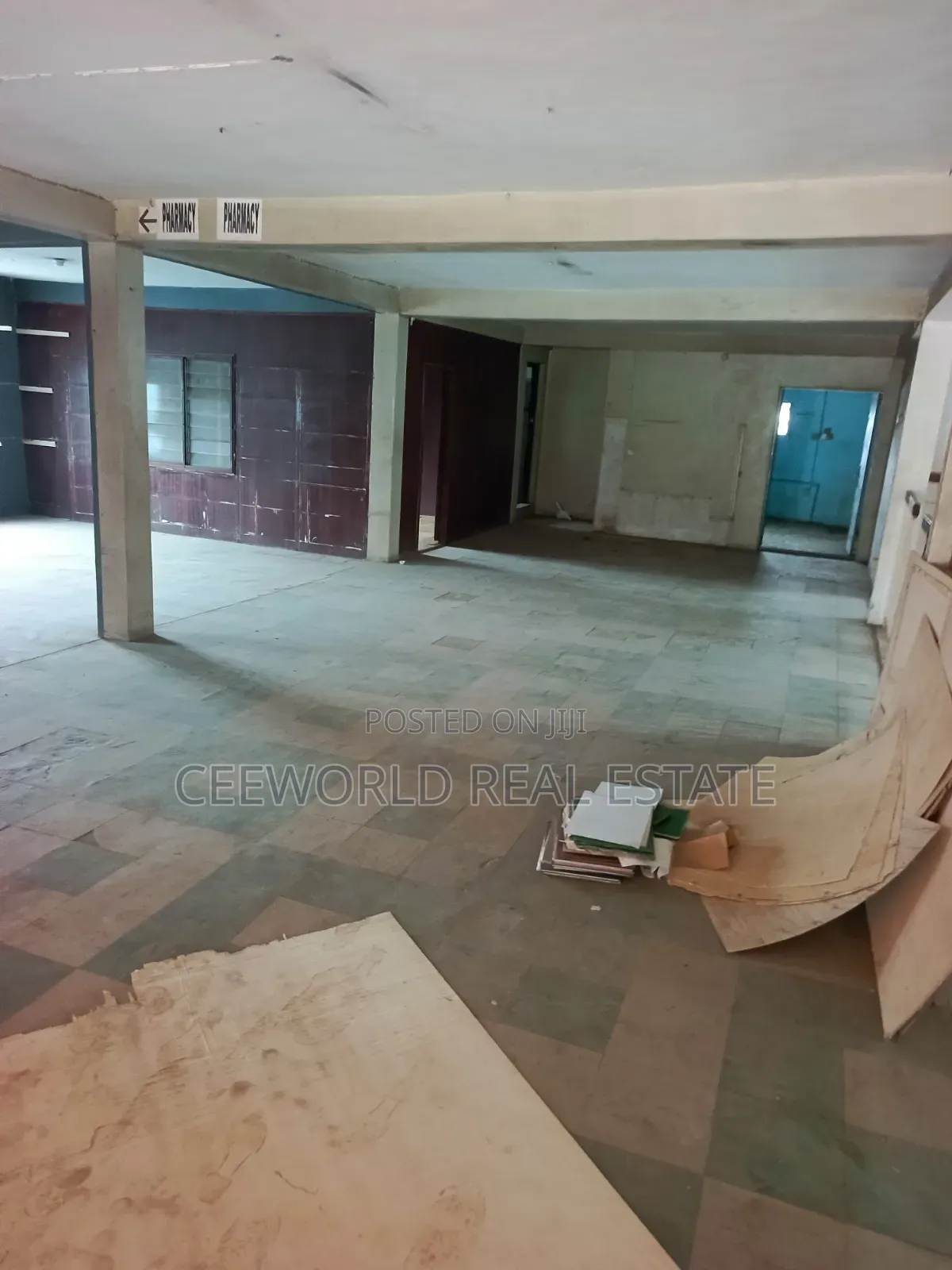 A Whole Ground Floor Spacious Warehouse at Main Idishin Jericho in Jericho